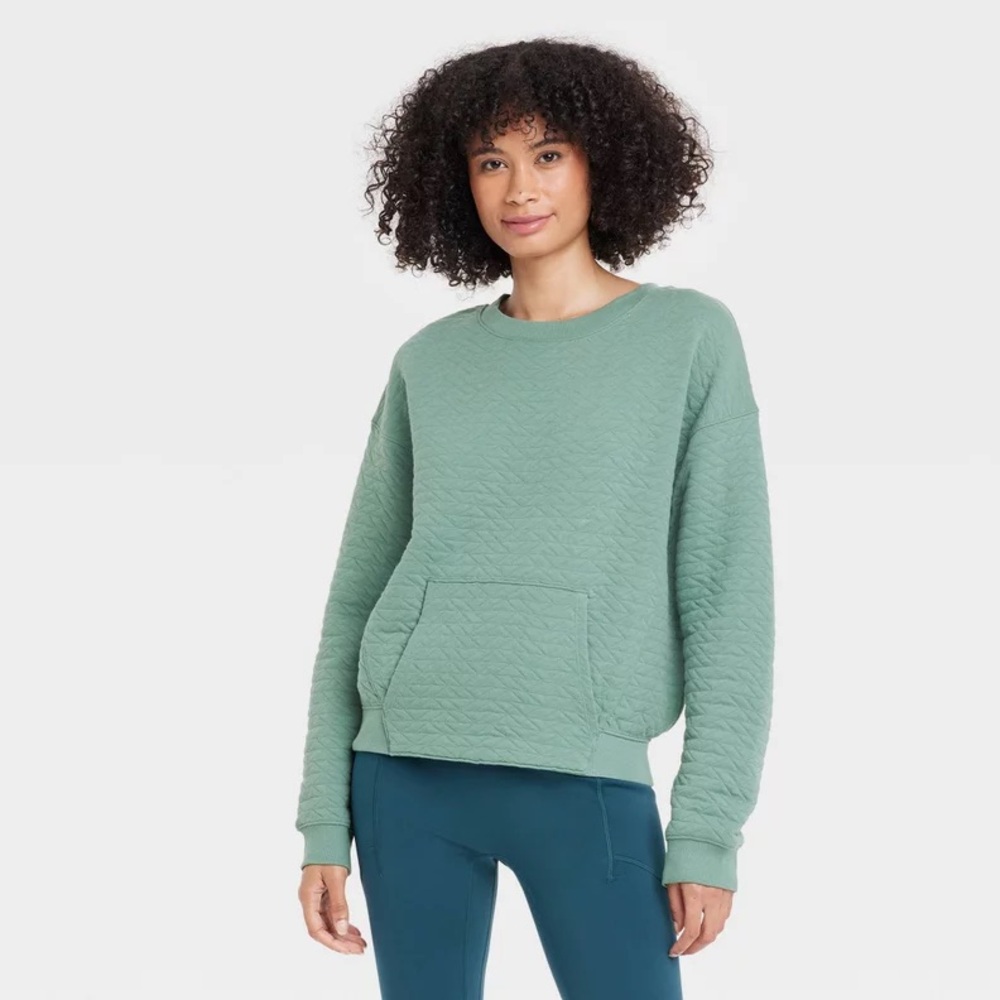 LAST CHANCE! All In Motion Sage Green Quilted Sweatshirt XS Muffler Pocket